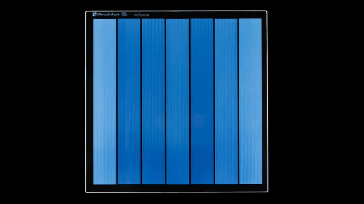 Microsoft научилась хранить данные в стекле 10 000 лет