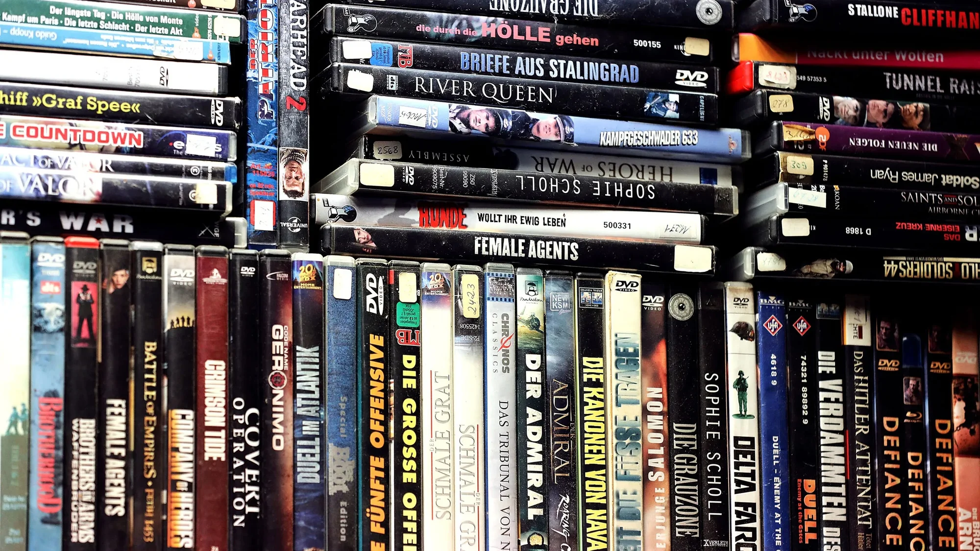 Зумеры стали чаще покупать DVD: новый план по «восстановлению» игровой индустрии?